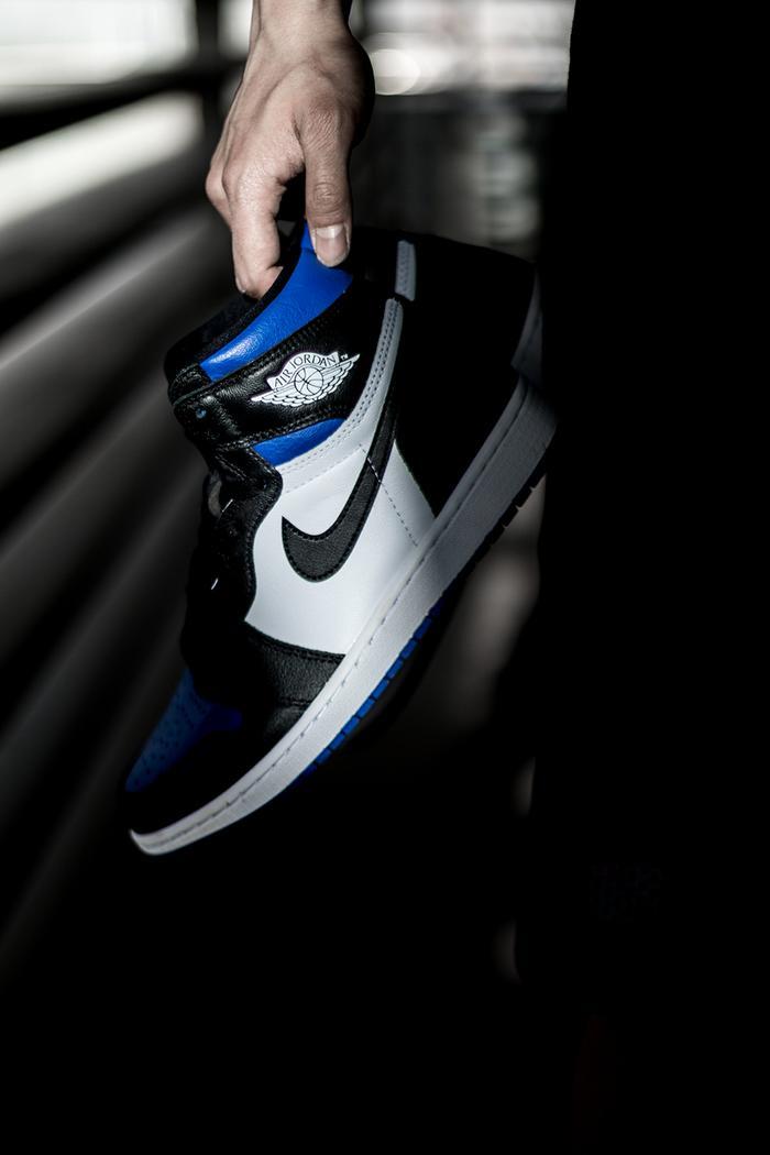 这双黑脚趾AJ1有些人不待见,但上脚真的好看