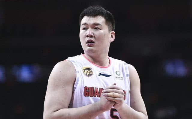 广东轻取两连胜万圣伟强打沈梓捷贡献4 6 2,要为新合同拼命