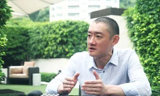 2009年,曾酷爱追求女星的