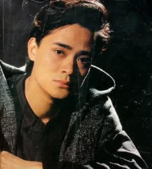 春晚《故园之恋》让他一夜走红，一生未婚未育，去世时年仅41岁