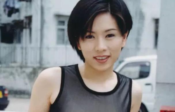 周星驰的五位前女友，一位去世，一位身份上亿，对簿公堂