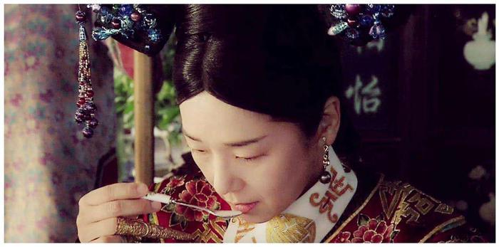 巴恪思在《太后与我》中，称自己是慈禧的幕宾，小编觉得他在造假