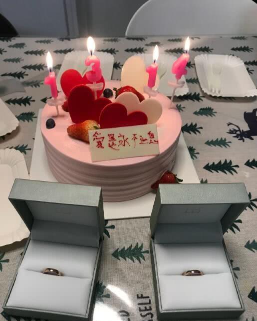 要当妈妈了!袁立发文自曝已怀上儿子,取名,,梁摩西