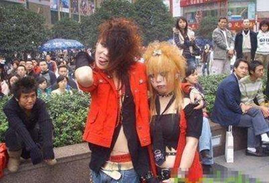 2005年杀马特的视频聊天,只是单纯的想要交个朋友,还是另有所图