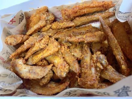 肯德基良心新品，鸡翅尖19.9元36根，刚买很实惠，吃完不对劲