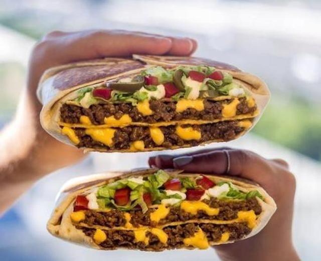 肯德基的网红嫩牛五方,店里卖18块,在家做,一个成本不到10块钱