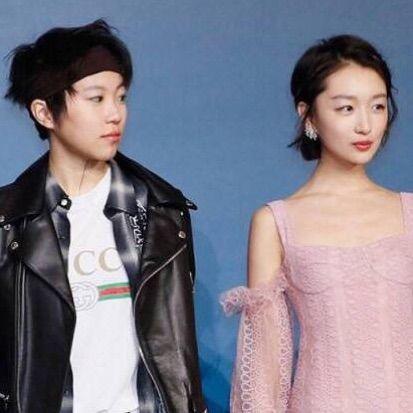 周迅带窦靖童回老家过年,网友:这关系有点乱