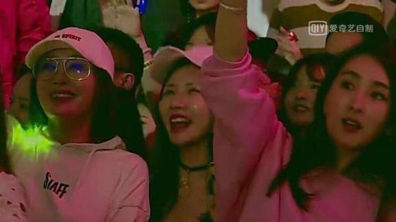 马苏PGONE关系不一般!知情看穿不说穿,难道又是一对塑料姐妹