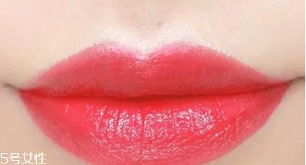 兰蔻122是什么颜色 兰蔻122口红试色 兰蔻122是什么颜色 兰蔻122口红试色