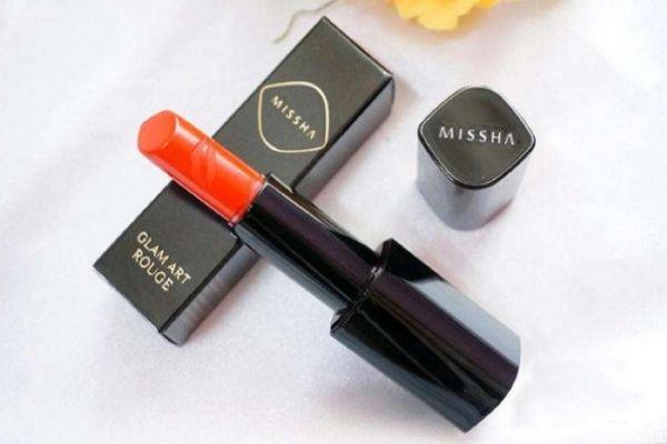 谜尚口红好用吗 谜尚和卡姿兰哪个口红好 谜尚口红好用吗 谜尚和卡姿兰哪个口红好