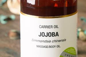 基础油可以每天使用吗?基础油使用注意事项 基础油可以每天使用吗?基础油使用注意事项