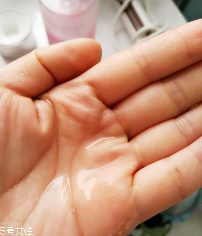 柔肤水可以做面膜吗?柔肤水做面膜好吗? 柔肤水可以做面膜吗?柔肤水做面膜好吗?