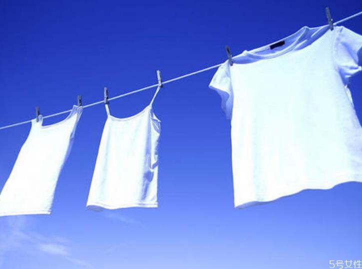 咖喱渍洗了变红怎么办 咖喱渍洗完变红能掉么 咖喱渍洗了变红怎么办 咖喱渍洗完变红能掉么