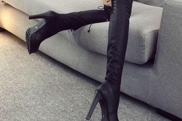 长筒靴脚踝处褶皱 长筒靴磨脚踝怎么办 长筒靴脚踝处褶皱 长筒靴磨脚踝怎么办