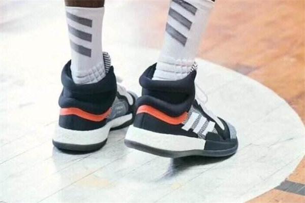 阿迪达斯marquee boost偏码吗 marquee尺码建议 阿迪达斯marquee boost偏码吗 marquee尺码建议