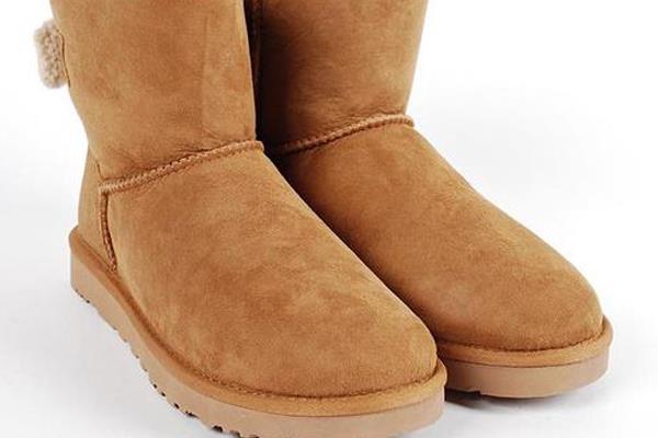 雪地靴可以水洗吗?雪地靴能用洗衣机洗吗? 雪地靴可以水洗吗?雪地靴能用洗衣机洗吗?