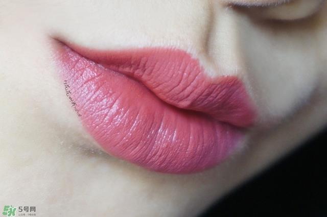 雅邦雾面柔光旋转口红试色图片与评测 雅邦雾面柔光旋转口红试色图片与评测