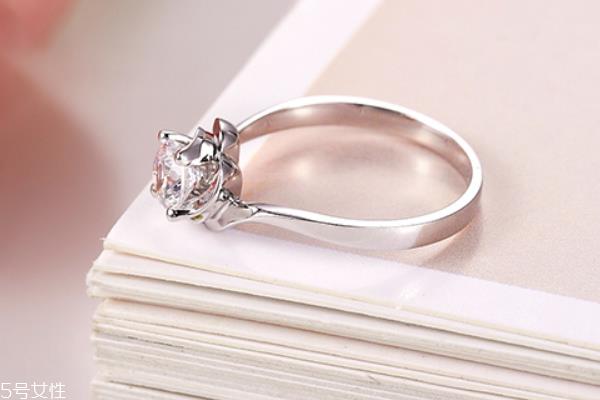 铂金戒指不亮了怎么办 重新打磨抛光 铂金戒指不亮了怎么办 重新打磨抛光