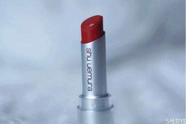 植村秀柔雾唇膏哪个色火 植村秀口红最火的色号 植村秀柔雾唇膏哪个色火 植村秀口红最火的色号