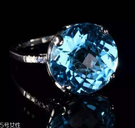 托帕石价格多少钱一克?明星最爱的托帕石 托帕石价格多少钱一克?明星最爱的托帕石