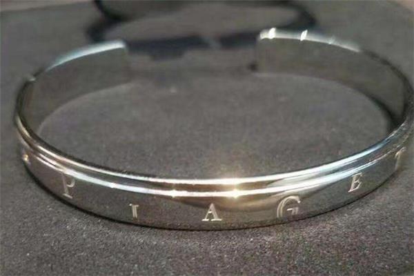 铂金手镯什么款式好看 铂金手镯款式推荐 铂金手镯什么款式好看 铂金手镯款式推荐