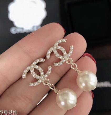 耳环一般多少克一对?耳环常见克数 耳环一般多少克一对?耳环常见克数