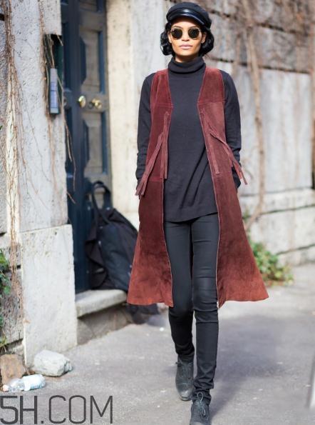 马甲配什么衣服好看？马甲怎么搭配好看？