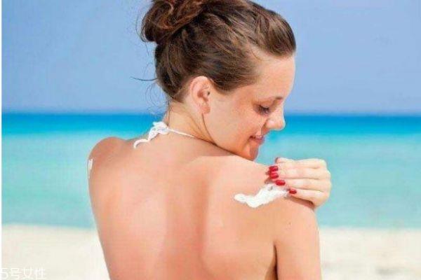 每天用防晒霜好吗 涂抹防晒霜利大于弊 每天用防晒霜好吗 涂抹防晒霜利大于弊