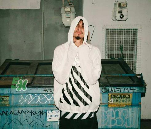 lv与off white联名是真的吗？lv将和off white联名吗？