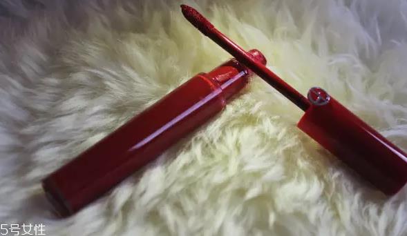 哑光唇釉适合什么季节用 符合秋冬的深邃感 哑光唇釉适合什么季节用 符合秋冬的深邃感