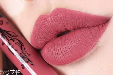 哑光唇釉适合什么季节用 符合秋冬的深邃感 哑光唇釉适合什么季节用 符合秋冬的深邃感