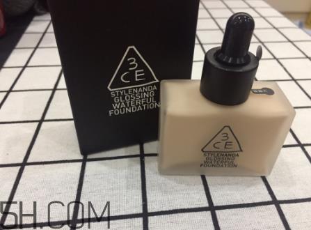 3ce超水感保湿粉底液怎么样?3ce超水感保湿粉底液测评 3ce超水感保湿粉底液怎么样?3ce超水感保湿粉底液测评