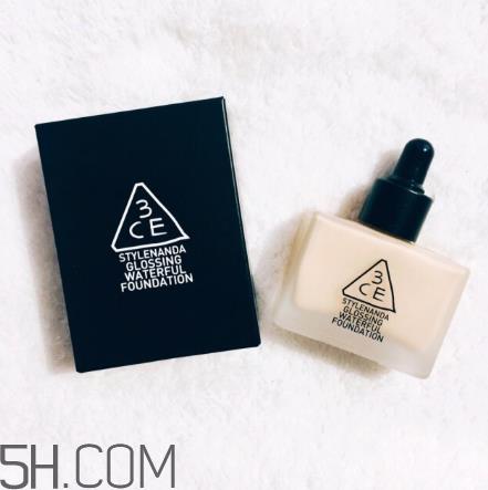 3ce超水感保湿粉底液怎么样?3ce超水感保湿粉底液测评 3ce超水感保湿粉底液怎么样?3ce超水感保湿粉底液测评