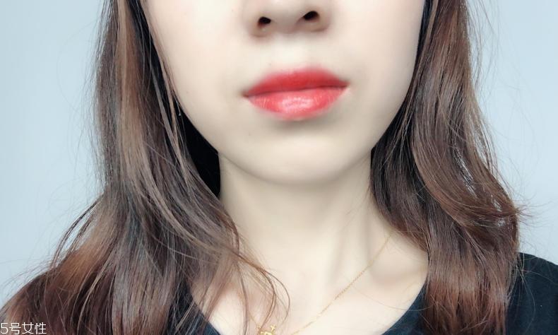 香奈儿96号是什么颜色 经典橘色系代表