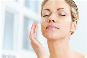 素颜霜需要定妆吗 素颜霜是护肤品 素颜霜需要定妆吗 素颜霜是护肤品