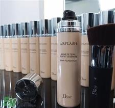 迪奥喷雾粉底怎么用?dior迪奥喷雾粉底液用法 迪奥喷雾粉底怎么用?dior迪奥喷雾粉底液用法