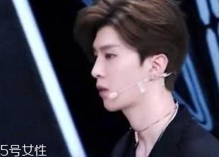 范丞丞三七发型怎么弄 范丞丞的发型怎么剪