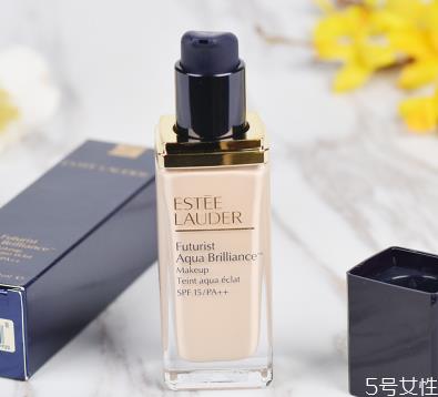 雅诗兰黛沁水粉底液适合什么肤质 雅诗兰黛沁水粉底液保质期 雅诗兰黛沁水粉底液适合什么肤质 雅诗兰黛沁水粉底液保质期