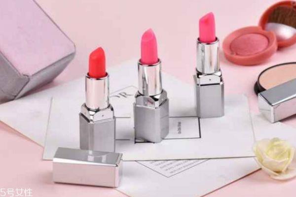 死亡芭比粉适合什么肤色 死亡芭比粉适合白色肤质 死亡芭比粉适合什么肤色 死亡芭比粉适合白色肤质