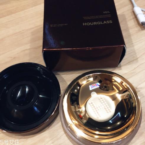 hourglass新款散粉多少钱 hourglass新款散粉使用测评