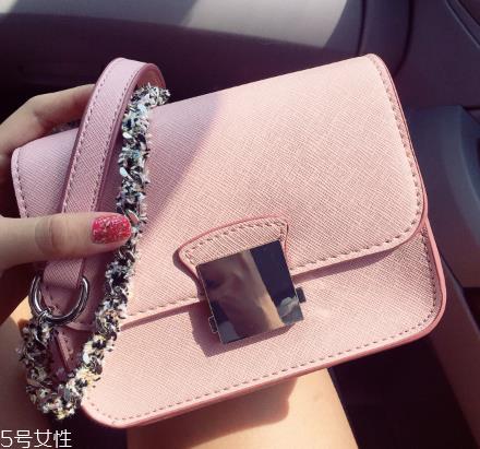 zara包包大约多少钱?zara包包专柜正品价格 zara包包大约多少钱?zara包包专柜正品价格