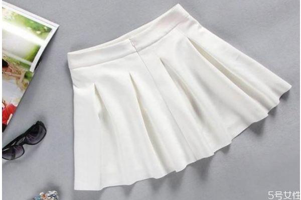 白色裙子怎么搭配衣服 白色裙子搭配衣服的方法 白色裙子怎么搭配衣服 白色裙子搭配衣服的方法