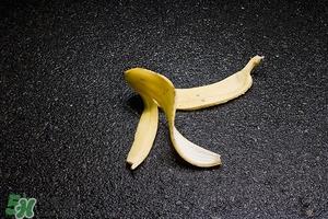 香蕉皮的功效与作用 香蕉皮的妙用 香蕉皮的功效与作用 香蕉皮的妙用