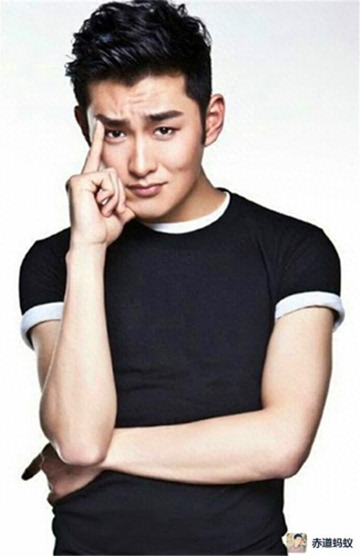 他是“潜力股”,《无心法师》负责搞笑演顾玄武,浑身上下都是戏