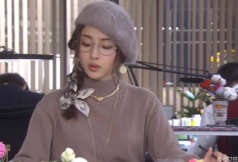 石原里美丝巾搭配 石原里美发带 石原里美丝巾搭配 石原里美发带