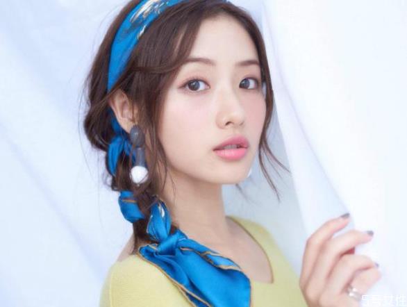 石原里美丝巾搭配 石原里美发带 石原里美丝巾搭配 石原里美发带