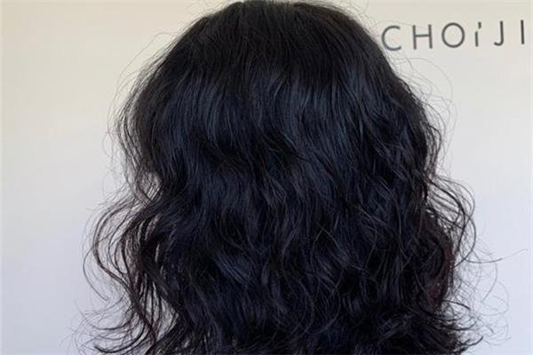 烫发是干发还是湿发 烫发是永久性的吗