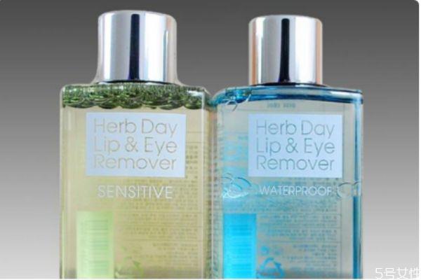 卸妆液和卸妆水一样吗 卸妆液和卸妆水的区别