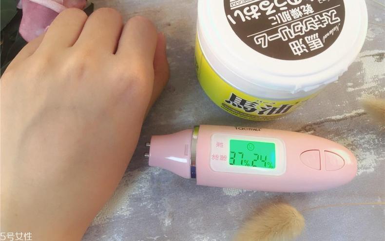 北海道马油面霜怎么用 北海道马油面霜夏天用油吗 北海道马油面霜怎么用 北海道马油面霜夏天用油吗