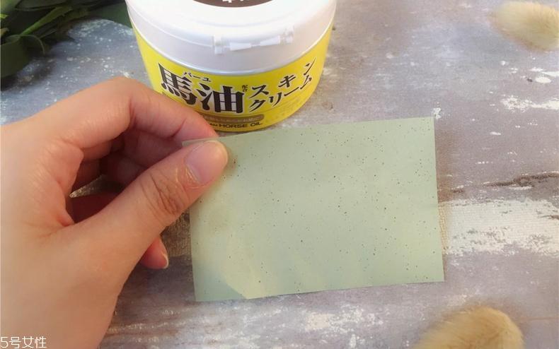 北海道马油面霜怎么用 北海道马油面霜夏天用油吗 北海道马油面霜怎么用 北海道马油面霜夏天用油吗